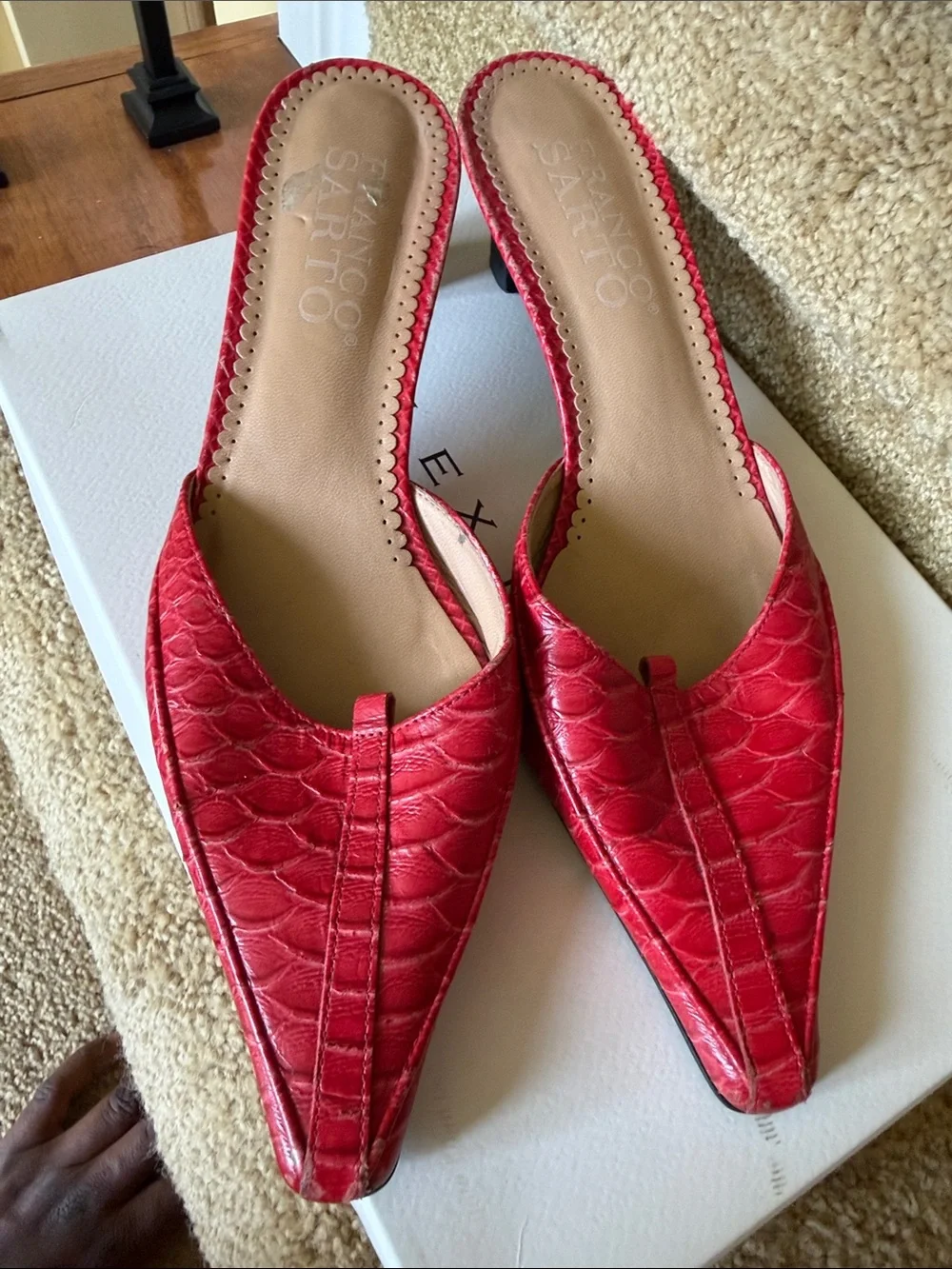 Franco Sarto Red Textured Pointed-Toe Mule Slides - Picture 1 of 3